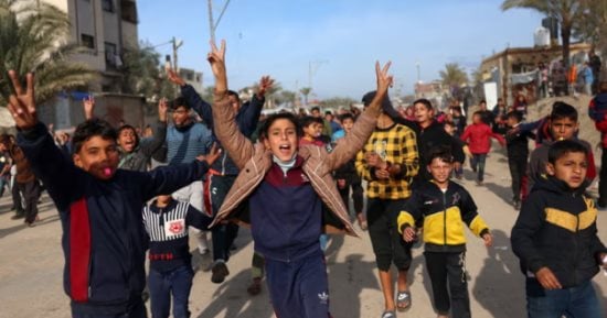 ارتفاع حصيلة الشهداء في قطاع غزة منذ فجر اليوم إلى 42 شهيدا