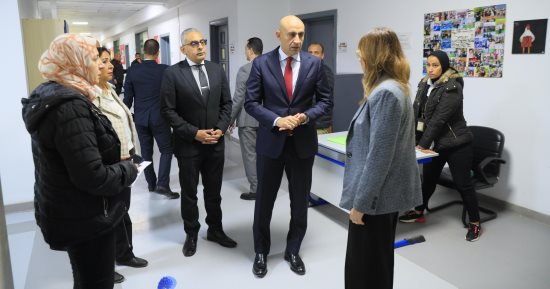 وزير التعليم يزور مدرسة كابيتال صاحبة واقعة طالبة التجمع
