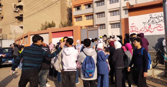 ادعو لهم بالنجاح.. طلاب الشهادة الإعدادية بالقليوبية يؤدون امتحانات الهندسة والدراسات