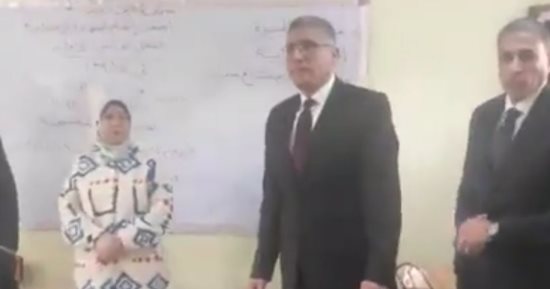 محافظ الجيزة يتفقد لجان امتحانات الشهادة الإعدادية بمدرسة الشهيد هشام شتا