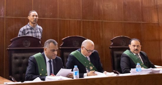 السجن المشدد 6 سنوات لعاملين متهمين بالاتجار فى المواد المخدرة بسوهاج