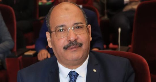 تعيين إيهاب حسين مديرا لمكتب رئيس جامعة سوهاج