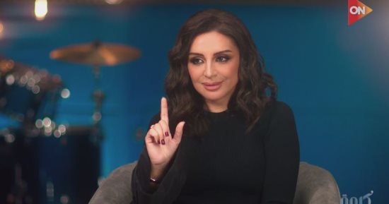 أنغام لـ"لميس الحديدي": أنا مطربة مصرية من حقي أبقى "صوت مصر"