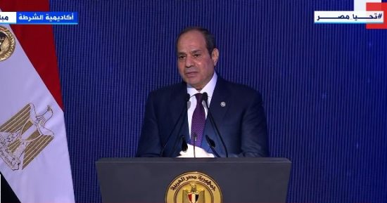الرئيس السيسى للمصريين: "نبني ونعمر داخل بلدنا ومحدش هيقدر يمسكم"