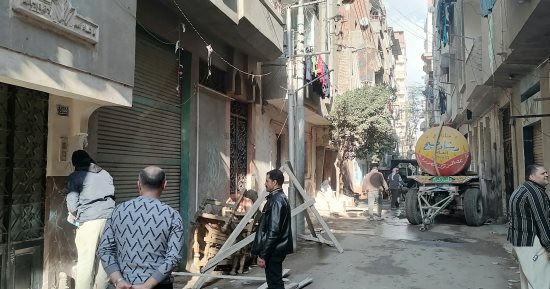 إزالة العقارات المتضررة نتيجة التنقيب عن الآثار فى المنصورة.. فيديو