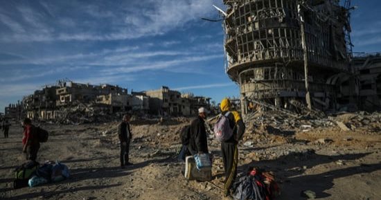 برلمانى: مصر صخرة تتحطم عليها جميع محاولات تهجير الفلسطينيين