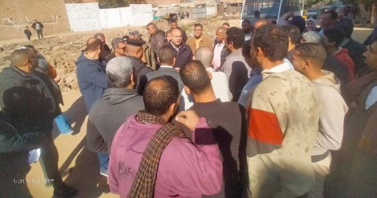 نائب محافظ الجيزة يعاين مصرف أبو مسلم بحى الهرم