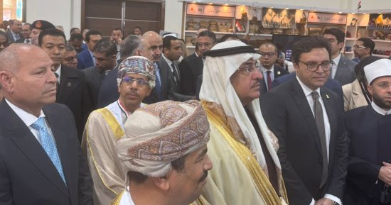 أين تذهب فى معرض القاهرة للكتاب؟ .. لقاءات مع وزير الأوقاف وحجازى