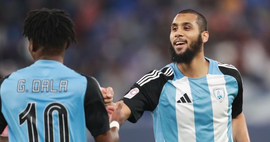الوكرة يتقدم على العربى 2-1 فى الشوط الأول بمشاركة حمدى فتحى