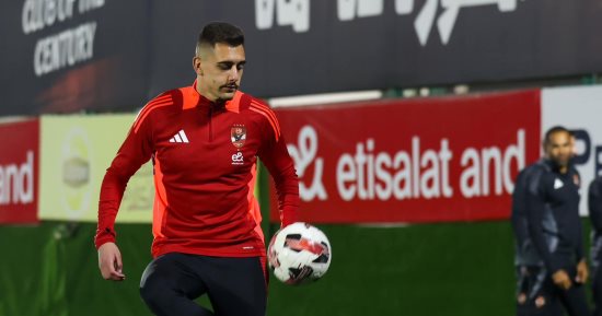 هل يكرر كولر تجربة جوارديولا مع مرموش ويدفع بـ جراديشار والعش أمام بيراميدز؟