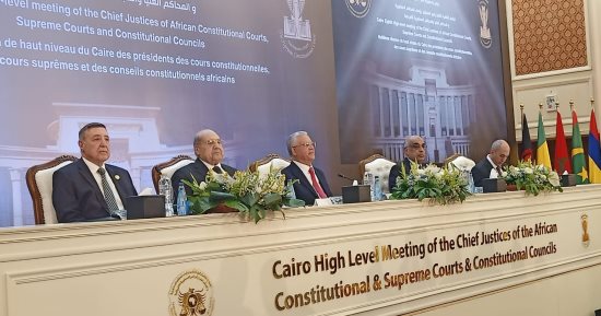 رئيس مجلس الشيوخ: الظروف الاستثنائية التى ألمت بنا زادتنا قوة وإرادة 