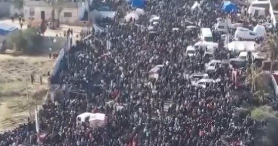 الاحتلال الإسرائيلى: سنسمح اليوم بعودة سكان شمال قطاع غزة مشيا على الأقدام