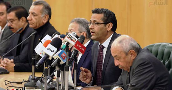 حق العودة.. النقابات المهنية تعلنها صريحة: لا للتهجير لا لتصفية القضية الفلسطينية.. "الصحفيين": مسيرات عودة الفلسطينيين رد قوى على تصريحات ترامب.. "المحامين" تعلن ملاحقة مجرمى الحرب فى المحاكم الدولية