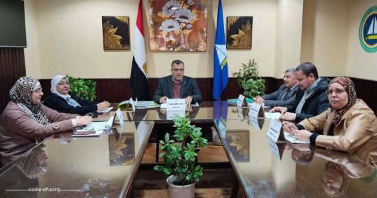 مدير "تعليم دمياط" يترأس لجنة المقابلات بمبادرة "1000 مدير مدرسة"