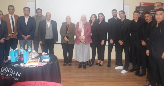 الإدمان وتأثير التكنولوجيا والسوشيال ميديا على الأسرة مشروعات تخرج طلاب صحافة بإعلام CIC