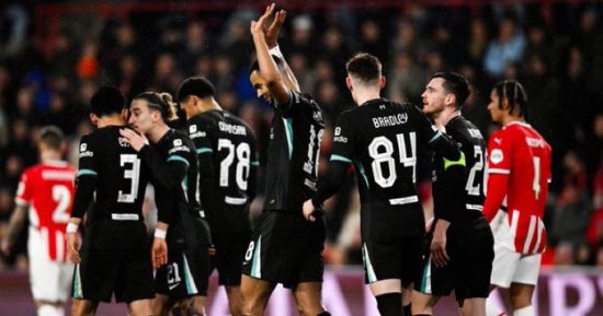 بي إس إيندهوفن ضد ليفربول.. الريدز يتأخر 3 - 2 فى شوط أول مثير بدوري الأبطال