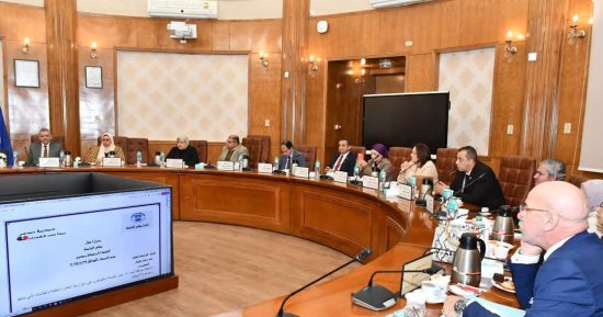 مجلس جامعة قناة السويس يوجه بسرعة رصد وإعلان النتائج