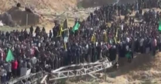 العالم هذا الصباح.. الصين: نرفض أى محاولة لتغيير التركيبة السكانية للأراضى الفلسطينية.. الدول الأوروبية ترفض بشدة مقترح استيلاء أمريكا على غزة.. إيمانويل ماكرون يدعو الرئيس السورى أحمد الشرع لزيارة فرنسا