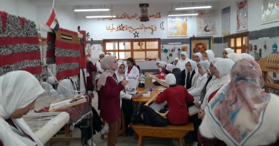 "نولا".. مبادرة لإحياء تراث "النول اليدوى" بلمسات عصرية بكفر الشيخ
