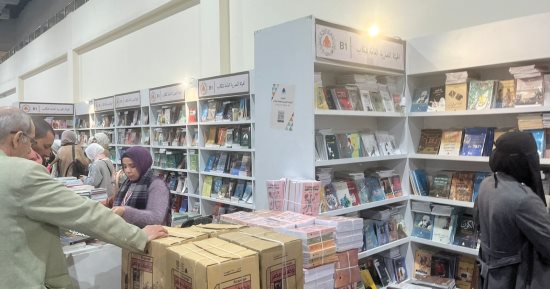 مبيعات جناح هيئة الكتاب تتخطى حاجز الـ80 ألف نسخة فى أول 7 أيام بمعرض الكتاب