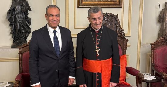 وزير الخارجية يلتقى البطريرك المارونى فى بيروت