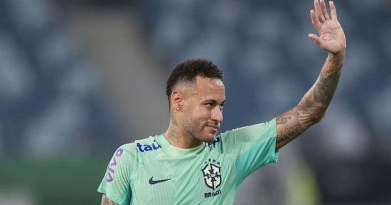 نيمار: سنقاتل من أجل استعادة كأس العالم للبرازيل (فيديو)