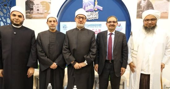 مفتى الجمهورية: المؤسسات الدينية تواكب التطورات الاقتصادية والتقنية 