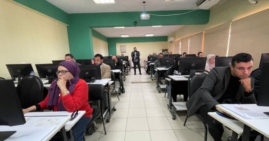 تدريب مشرفي حج الجمعيات على مهارات التعامل مع الحجاج وحسن التصرف في المواقف