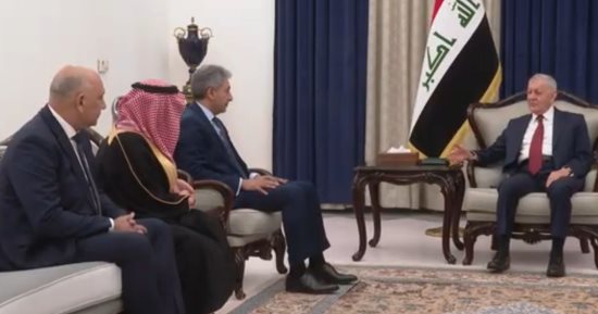 رئيس جمهورية العراق يستقبل وزير السياحة والآثار 