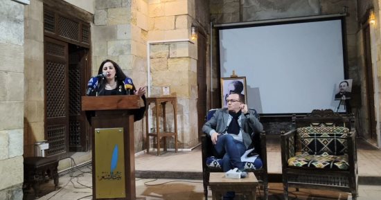 حنين عمر فى أمسية العالم ببيت الشعر العربى: مصر منبع الإبداع منذ فجر التاريخ