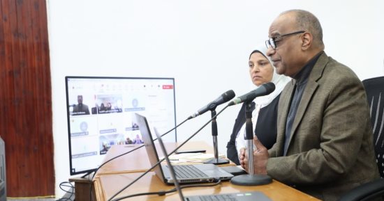 وزارة التعليم تنظم ورشة لتدريب معلمى الصف الأول الإعدادى على المناهج الجديدة