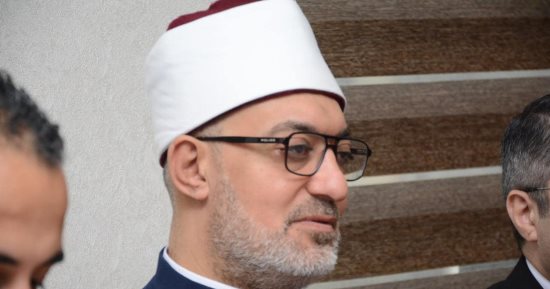 ما حكم استخدام الذكاء الاصطناعى فى إنشاء مصاحف إلكترونية أو تلاوات صناعية؟