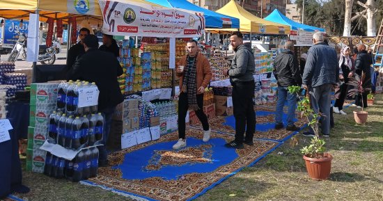 محافظ الإسماعيلية يفتتح  سوق اليوم الواحد بمنطقة الغابة.. فيديو