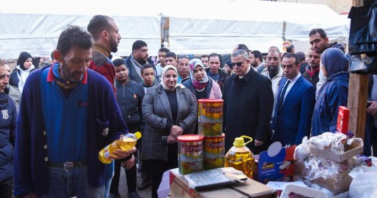 إقامة سوق اليوم الواحد فى 3 أحياء اليوم بالإسكندرية على التوازى