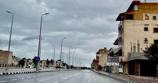 تواصل سقوط أمطار خفيفة ومتوسطة على شمال سيناء وسط استعدادات مكثفة