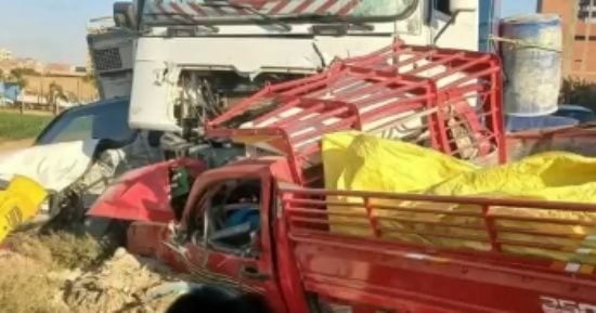 مصرع شخص وإصابة 3 آخرين فى حادث تصادم بالشرقية