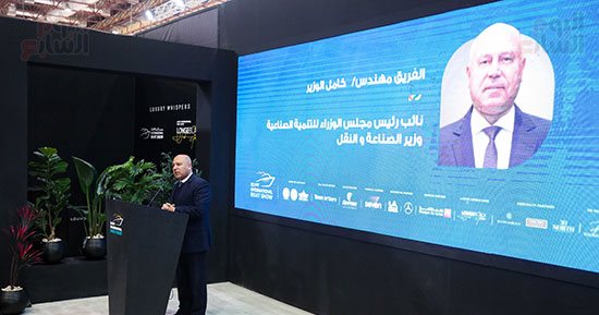 وزير النقل: قريبا إنتاج الحديد المستخدم فى صناعة السفن محليا.. صور 