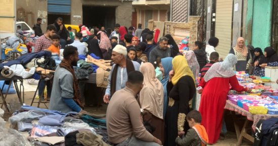 محافظ كفرالشيخ: إقامة معرض للملابس الجاهزة في البكاتوش بتخفيضات 40%.. صور