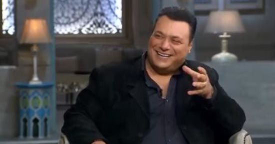 مراد مكرم عن علاقته بالتلاجة: "كنت بكلمها.. ودلوقتى بقينا غرباء"