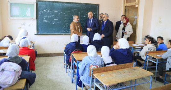 وزير التعليم يتابع انطلاق الفصل الدراسى الثانى بجولة فى مدارس الدقهلية.. صور