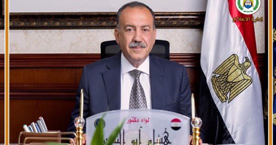 ضبط محطة وقود تجمع أكثر من 8 أطنان سولار مدعم لبيعه فى السوق السوداء بأسيوط