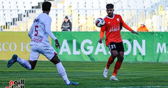 التعادل السلبى يحسم الشوط الأول بين فاركو وسيراميكا فى الدورى