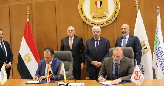 وزير التعليم العالي يشهد توقيع اتفاقية لجامعة الجلالة لإنشاء مختبر اتصالات سلكية ولاسلكية