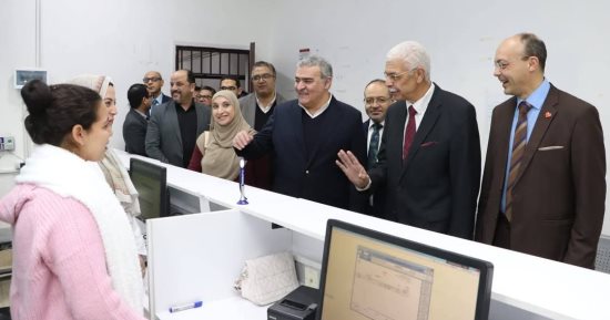 رئيس جامعة المنوفية يفتتح صيدلية الإسعاف لتعزيز الخدمات الصحية وتوفير الدواء للمواطنين