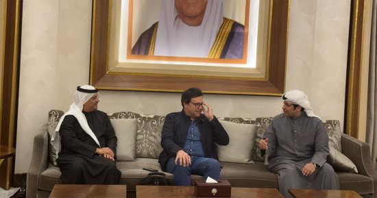 وزير الثقافة يصل الكويت للمشاركة بافتتاح احتفال "الكويت عاصمة للثقافة"