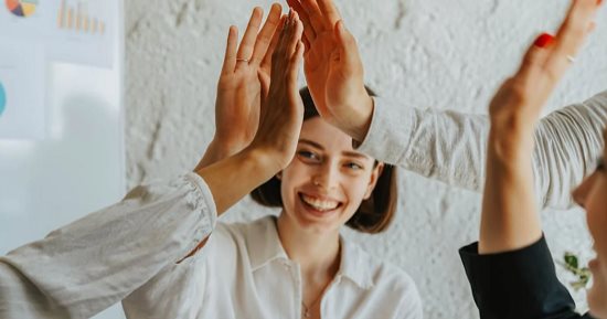 مش شرط الحب للحبيب.. 5 حاجات تحسن علاقتك بأفراد عائلتك فى عيد الحب