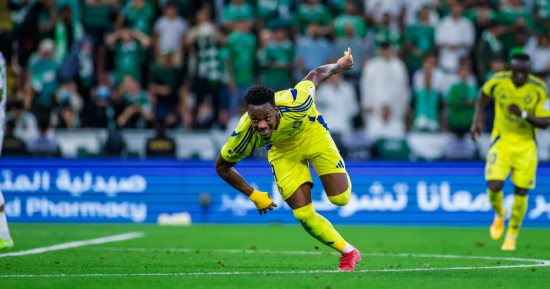الأهلي ضد النصر.. العالمي يتقدم بهدف في الشوط الأول بكلاسيكو الدوري السعودي