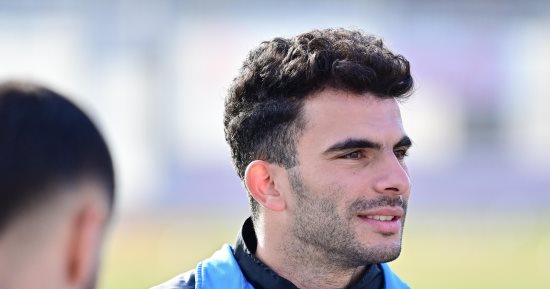 نيوز برو : 
                                            زيزو يتخلف عن جلسة التحقيق الثالثة فى الزمالك
                                        