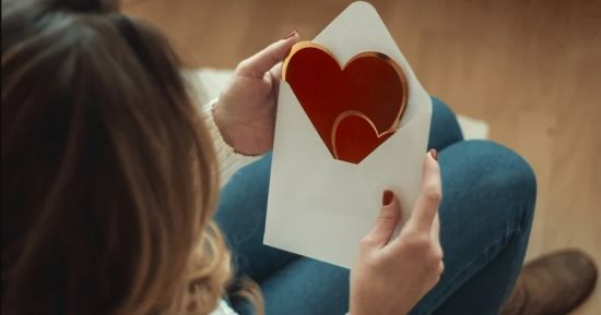 أجمل رسائل عيد الحب 2025.. لو مش عارف تعبر عن مشاعرك يوم الفلانتين