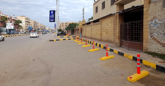 تجهيز ورفع كفاءة 7 ساحات لانتظار السيارات بمدينة كفر الشيخ.. صور